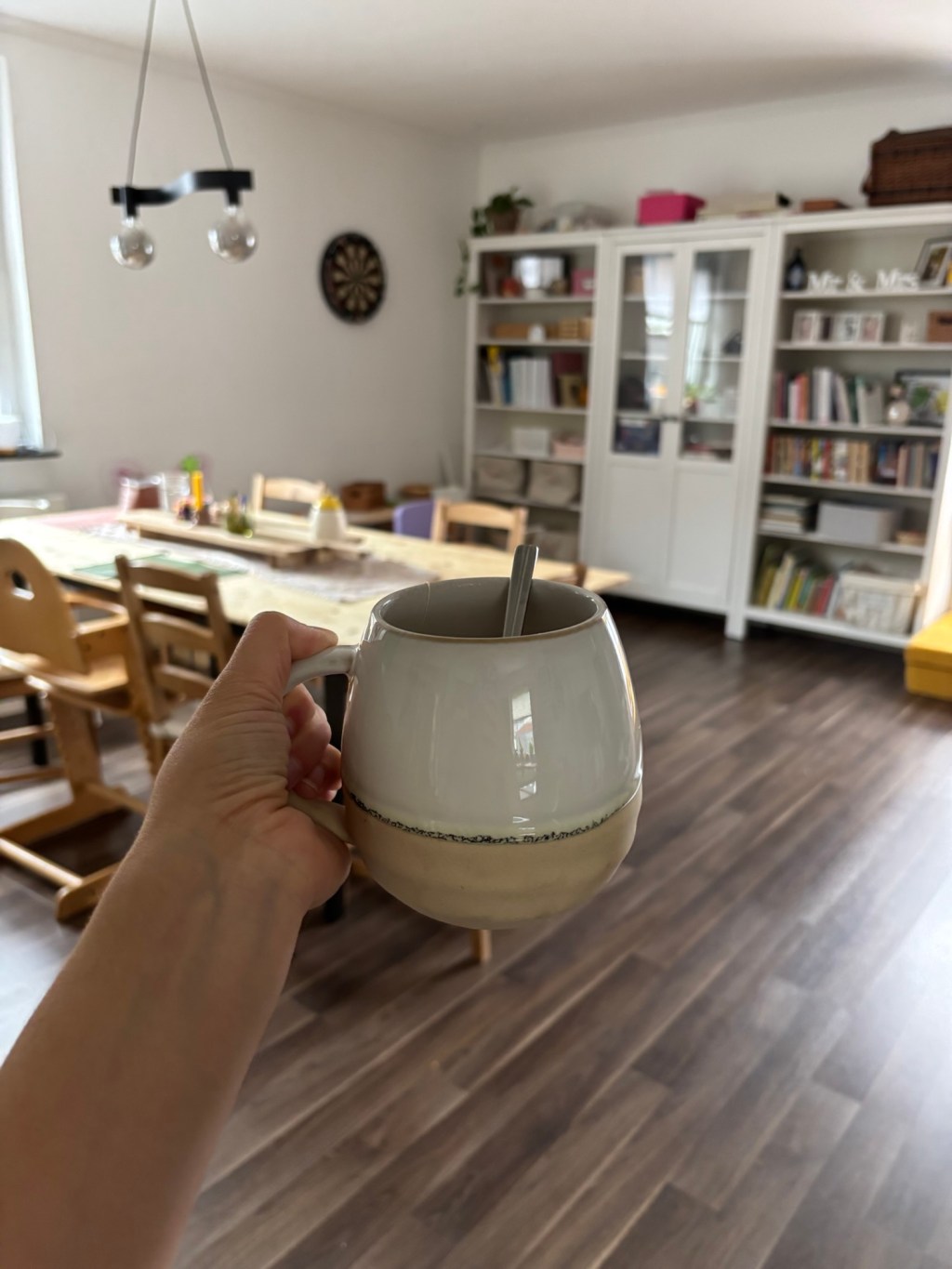 Dein Leben ist nicht langweilig – du bist nur zu viel auf Social&nbsp;Media